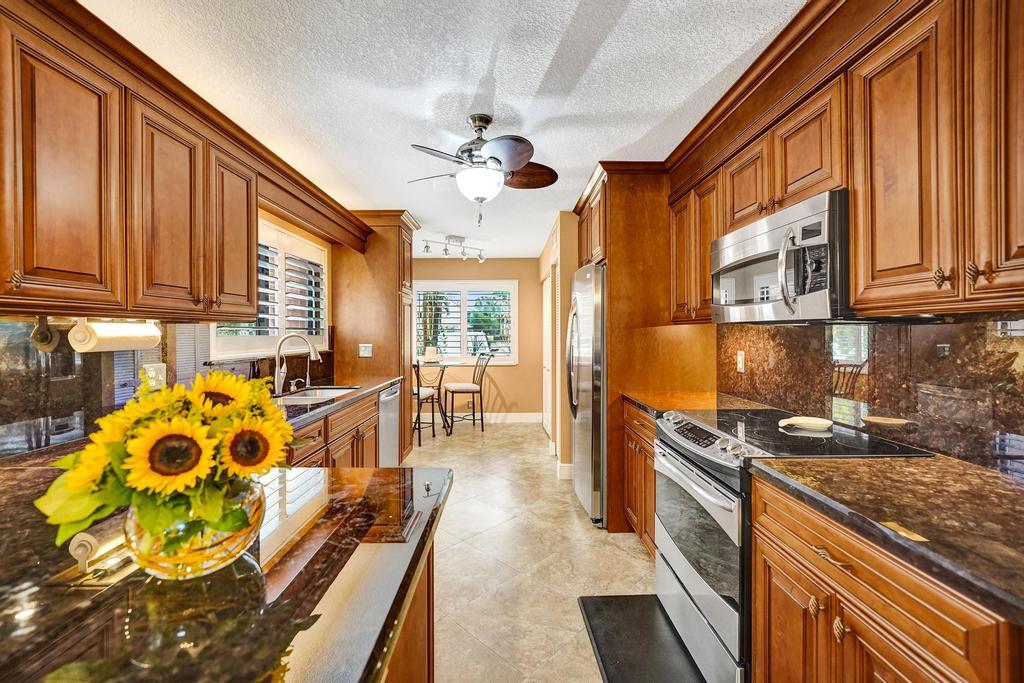 GARDENS III  CONDO - Residential