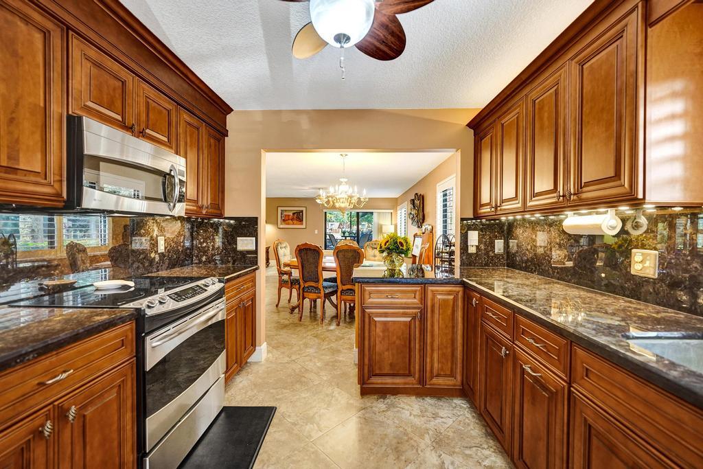 GARDENS III  CONDO - Residential