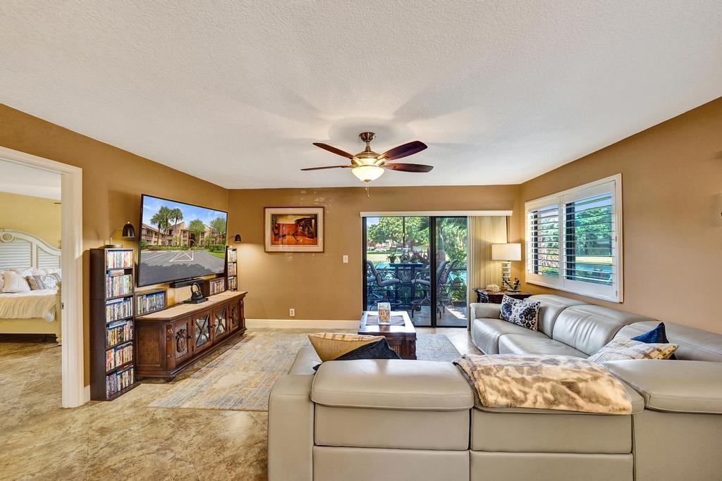 GARDENS III  CONDO - Residential