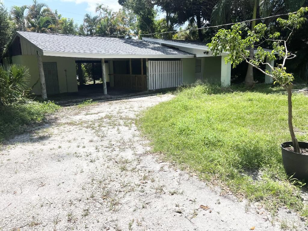 Photo of 515 SW South Carolina Drive, Stuart, FL 34994 (MLS # R10914628)