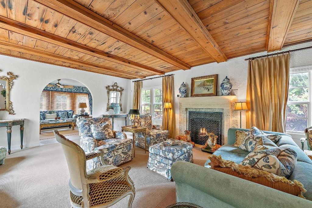 Photo of 325 Seaspray Avenue, Palm Beach, FL 33480 (MLS # R11037415)