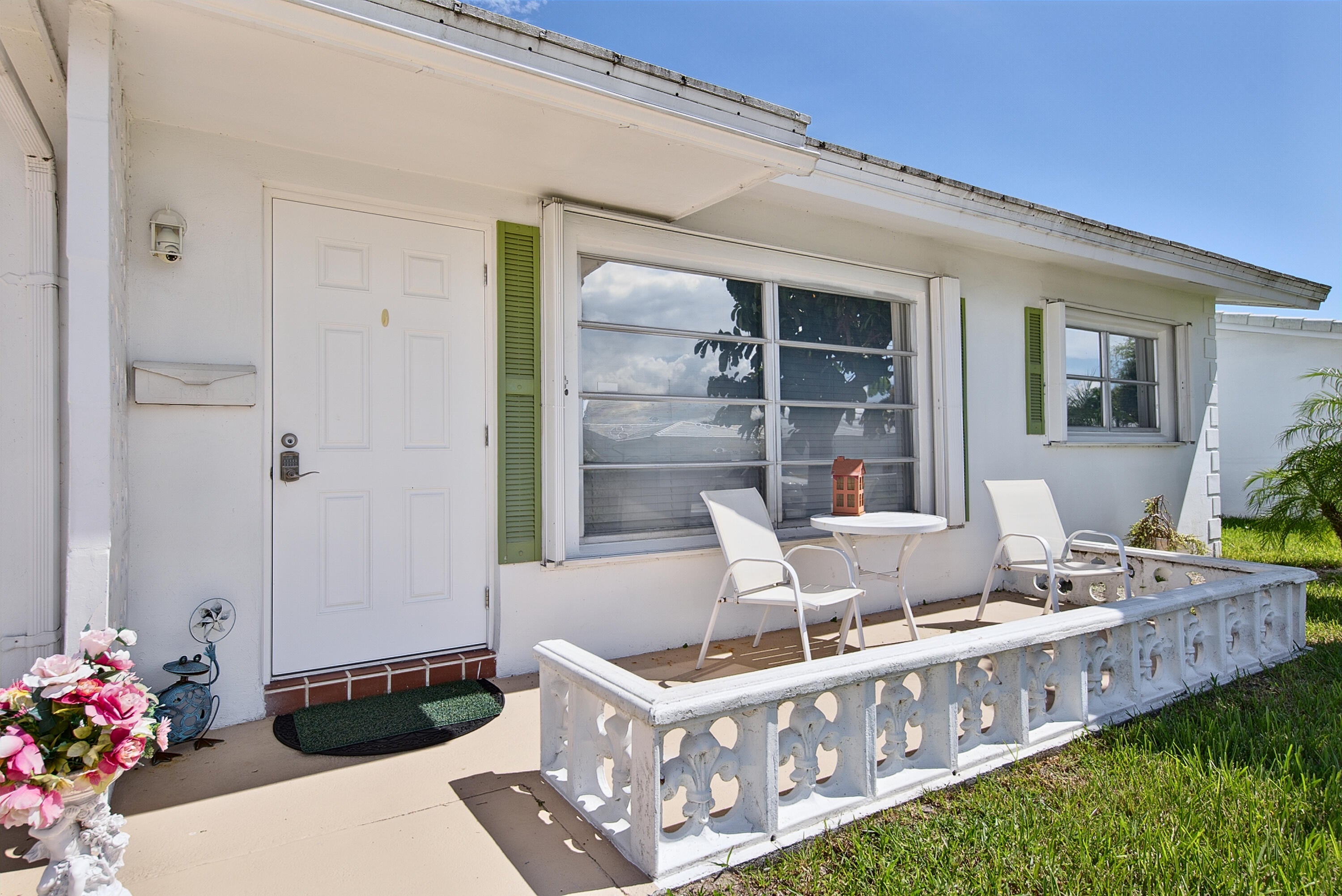 130 NW 14TH Street