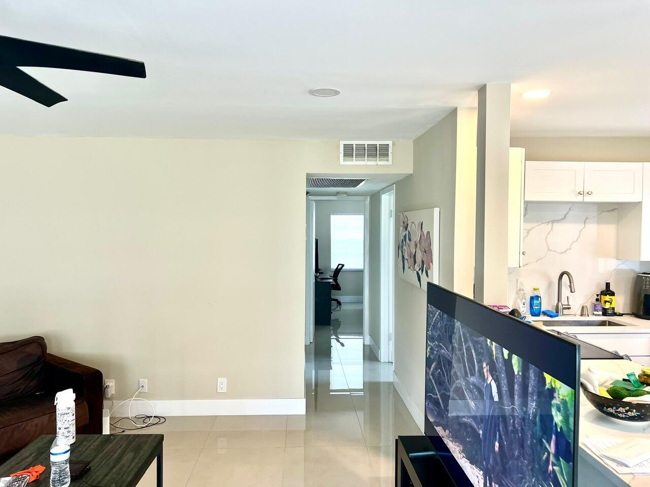 FANSHAW AT CENTURY VILLAGE CONDO - Residential