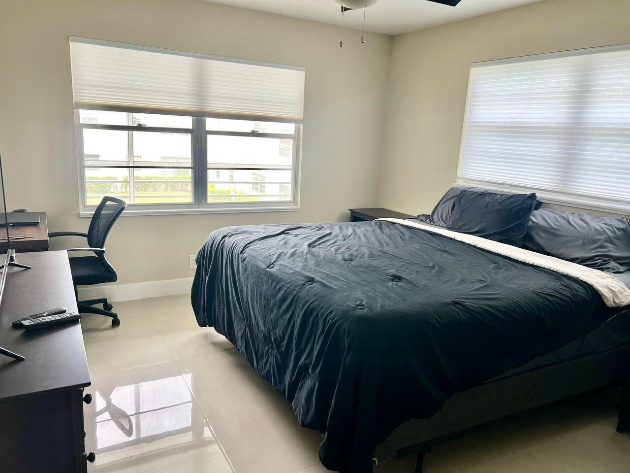 FANSHAW AT CENTURY VILLAGE CONDO - Residential