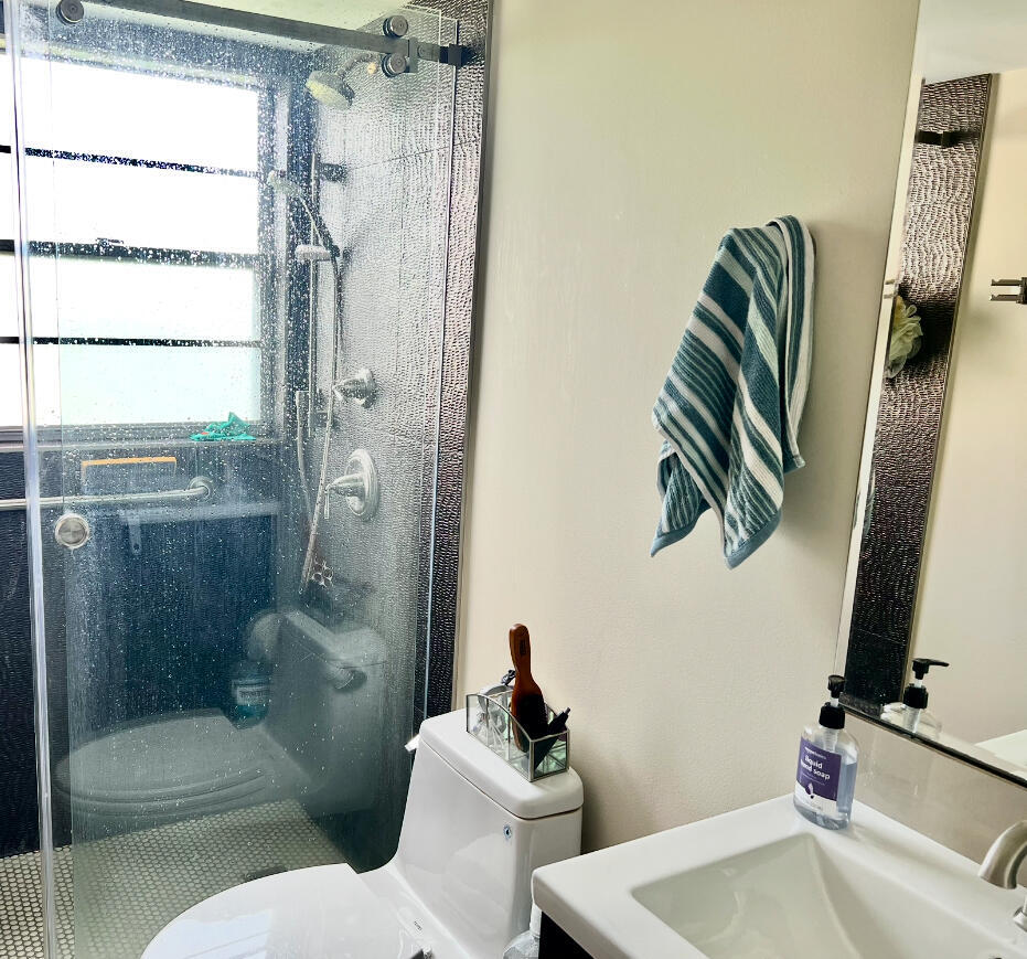 FANSHAW AT CENTURY VILLAGE CONDO - Residential