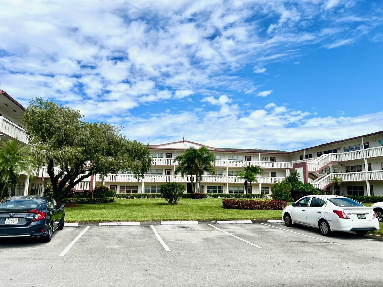 FANSHAW AT CENTURY VILLAGE CONDO - Residential