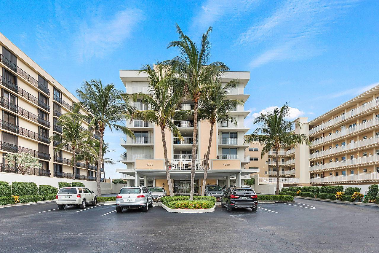 PALM BEACH WINDEMERE COND - Residential Lease