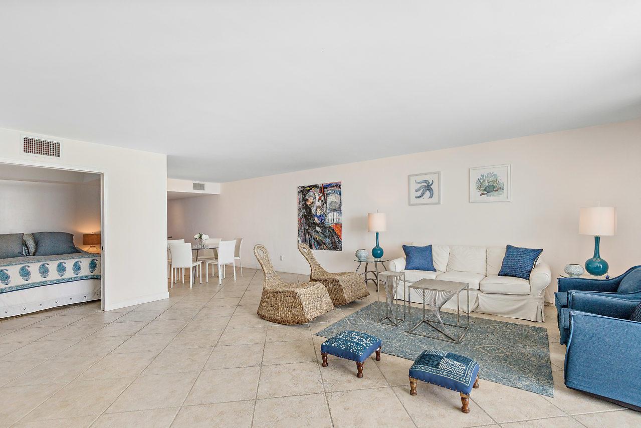 PALM BEACH WINDEMERE COND - Residential Lease
