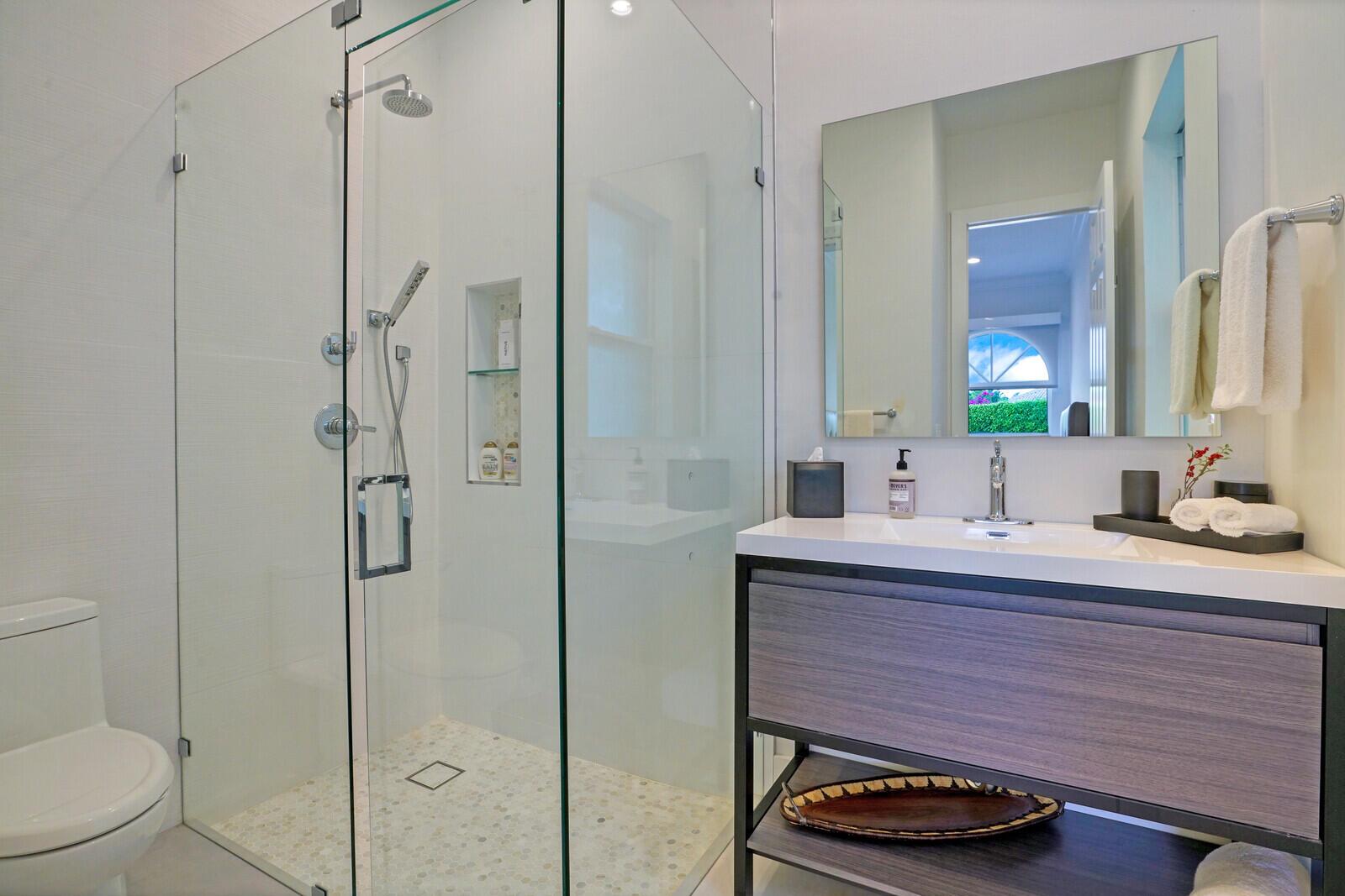 EQUESTRIAN CLUB ESTATES 3 - Residential Lease