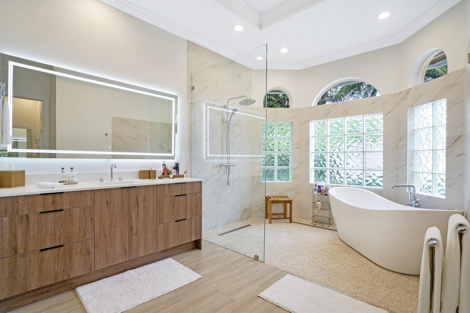 EQUESTRIAN CLUB ESTATES 3 - Residential Lease