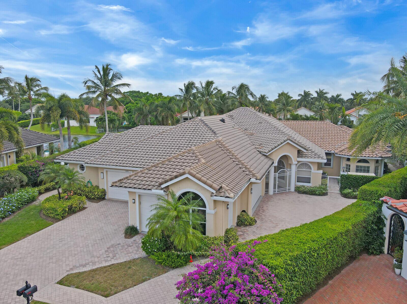 EQUESTRIAN CLUB ESTATES 3 - Residential Lease