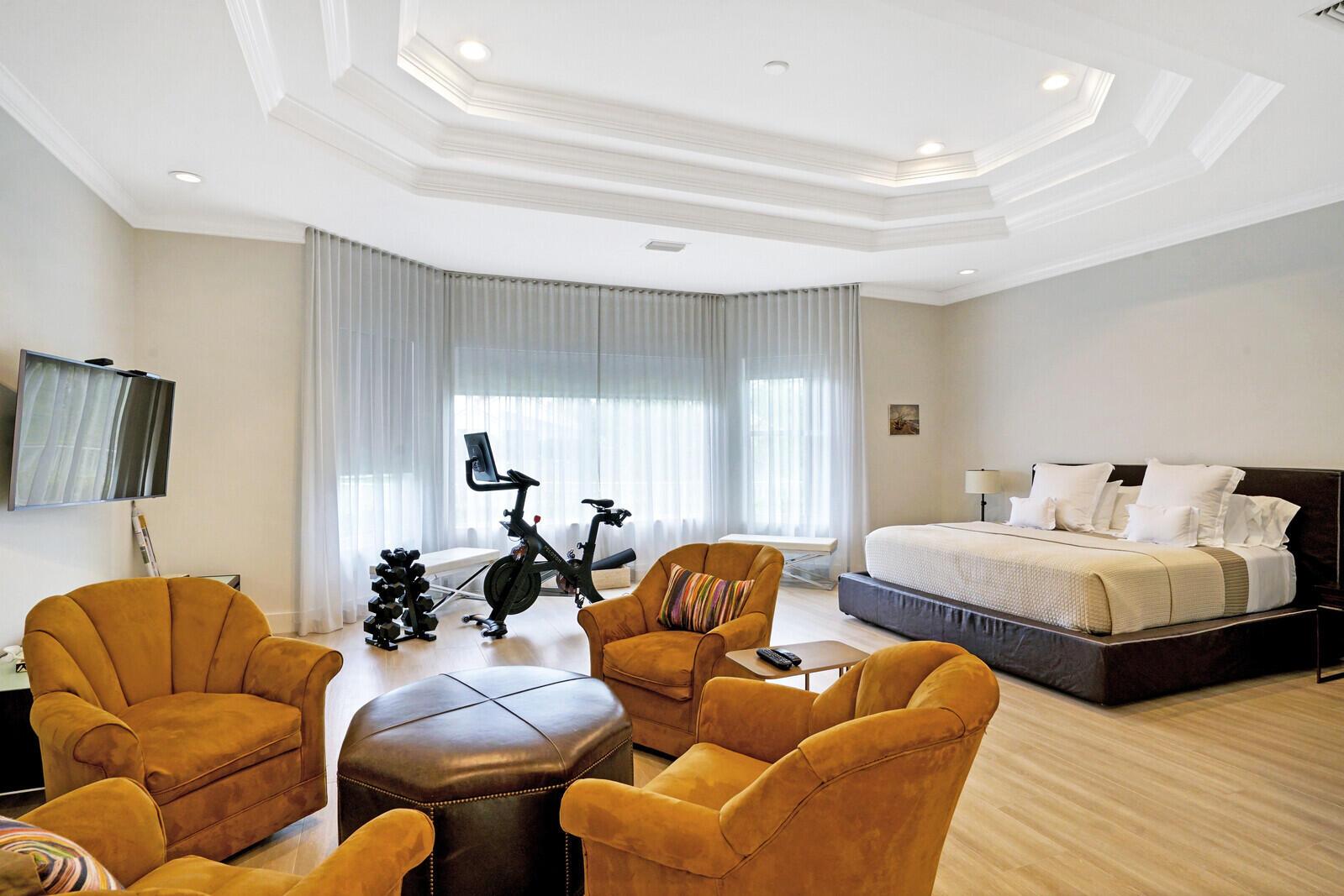 EQUESTRIAN CLUB ESTATES 3 - Residential Lease