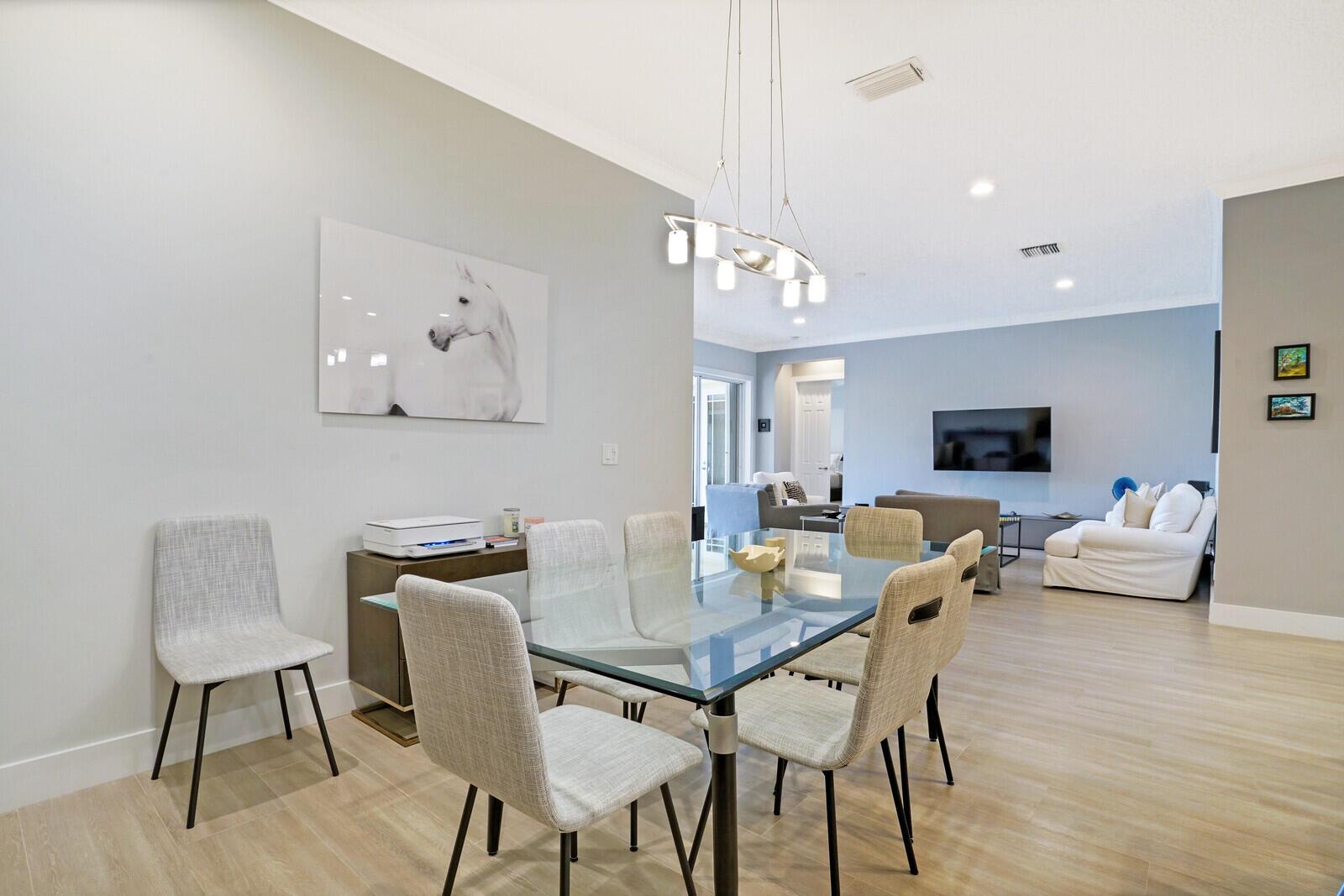 EQUESTRIAN CLUB ESTATES 3 - Residential Lease