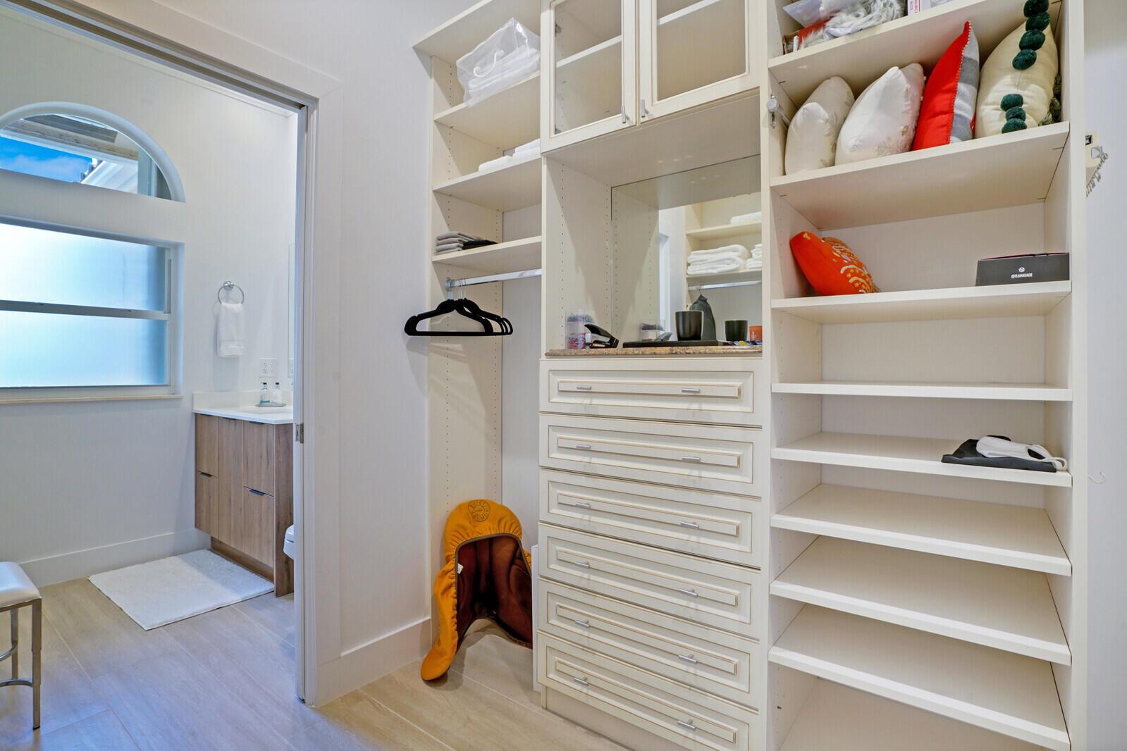 EQUESTRIAN CLUB ESTATES 3 - Residential Lease