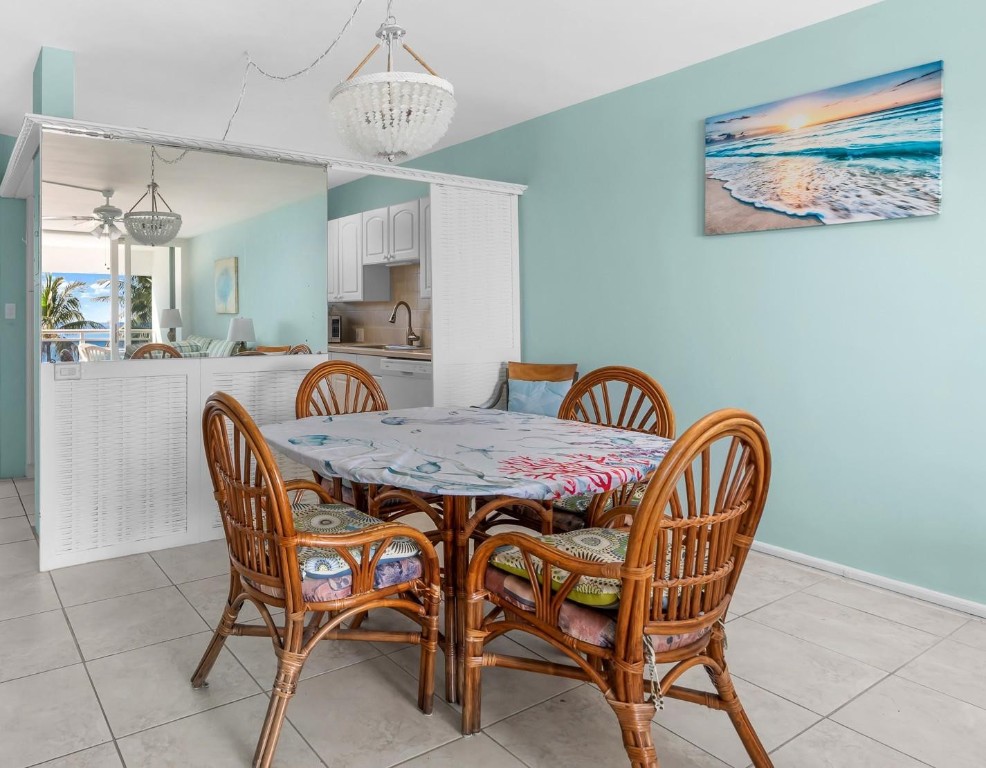 COVE BEACH CLUB - Residential