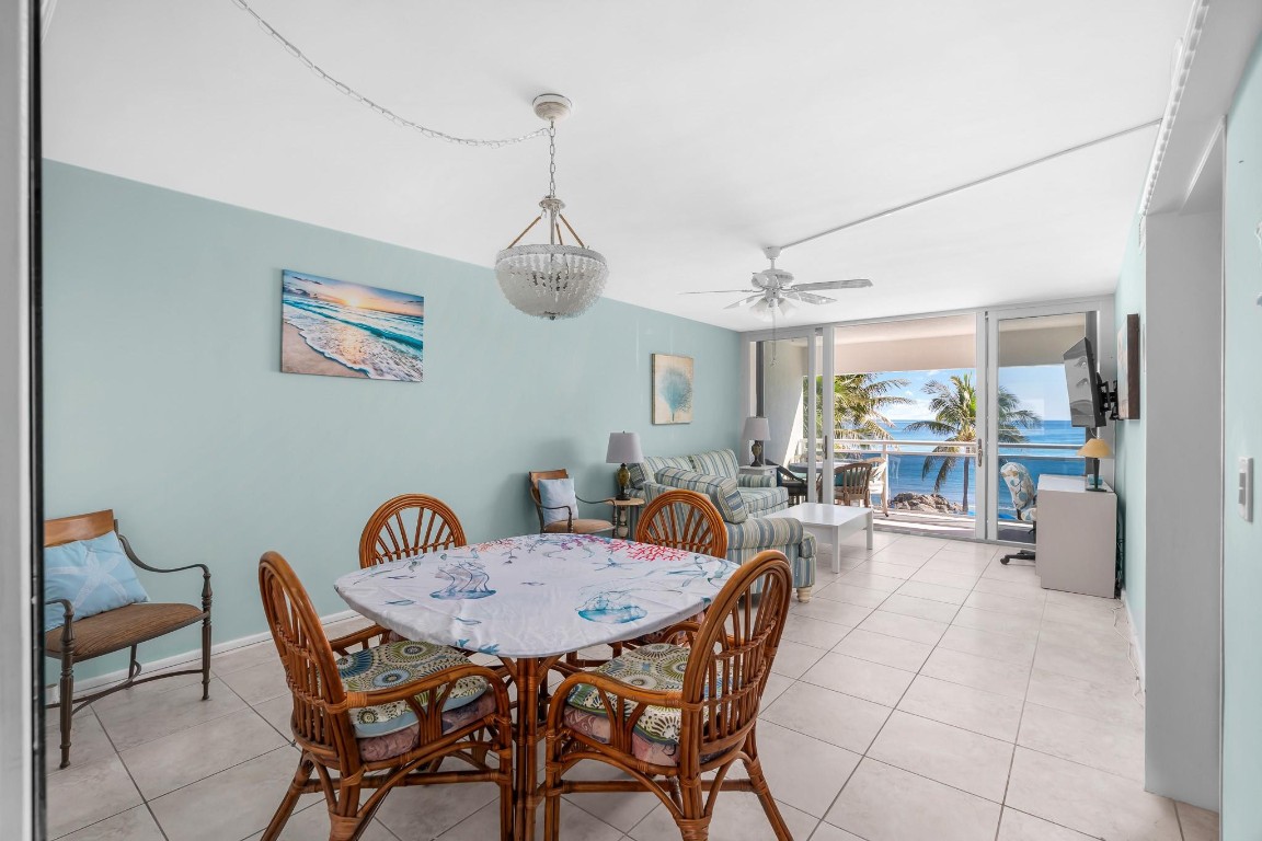 COVE BEACH CLUB - Residential