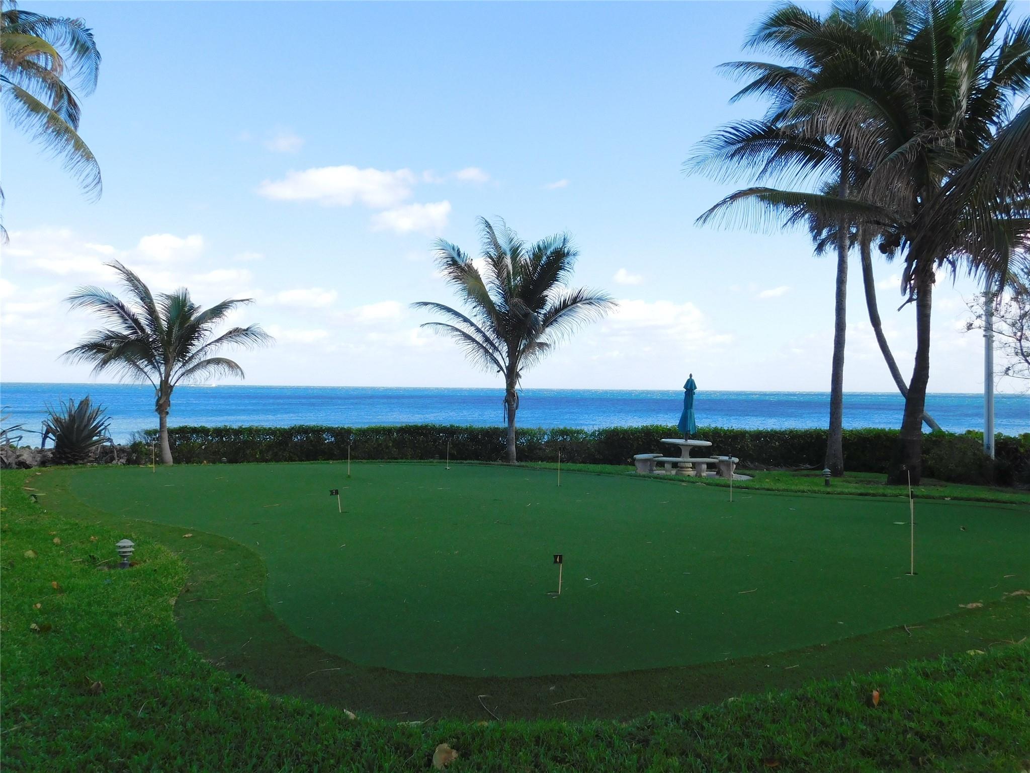 COVE BEACH CLUB - Residential