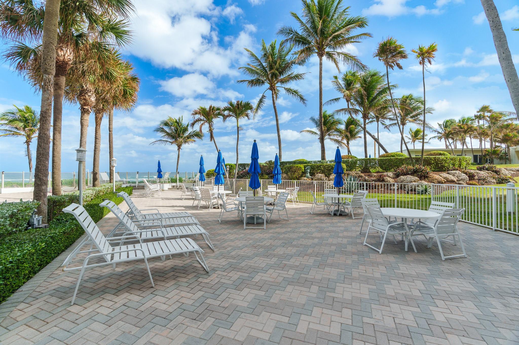 COVE BEACH CLUB - Residential