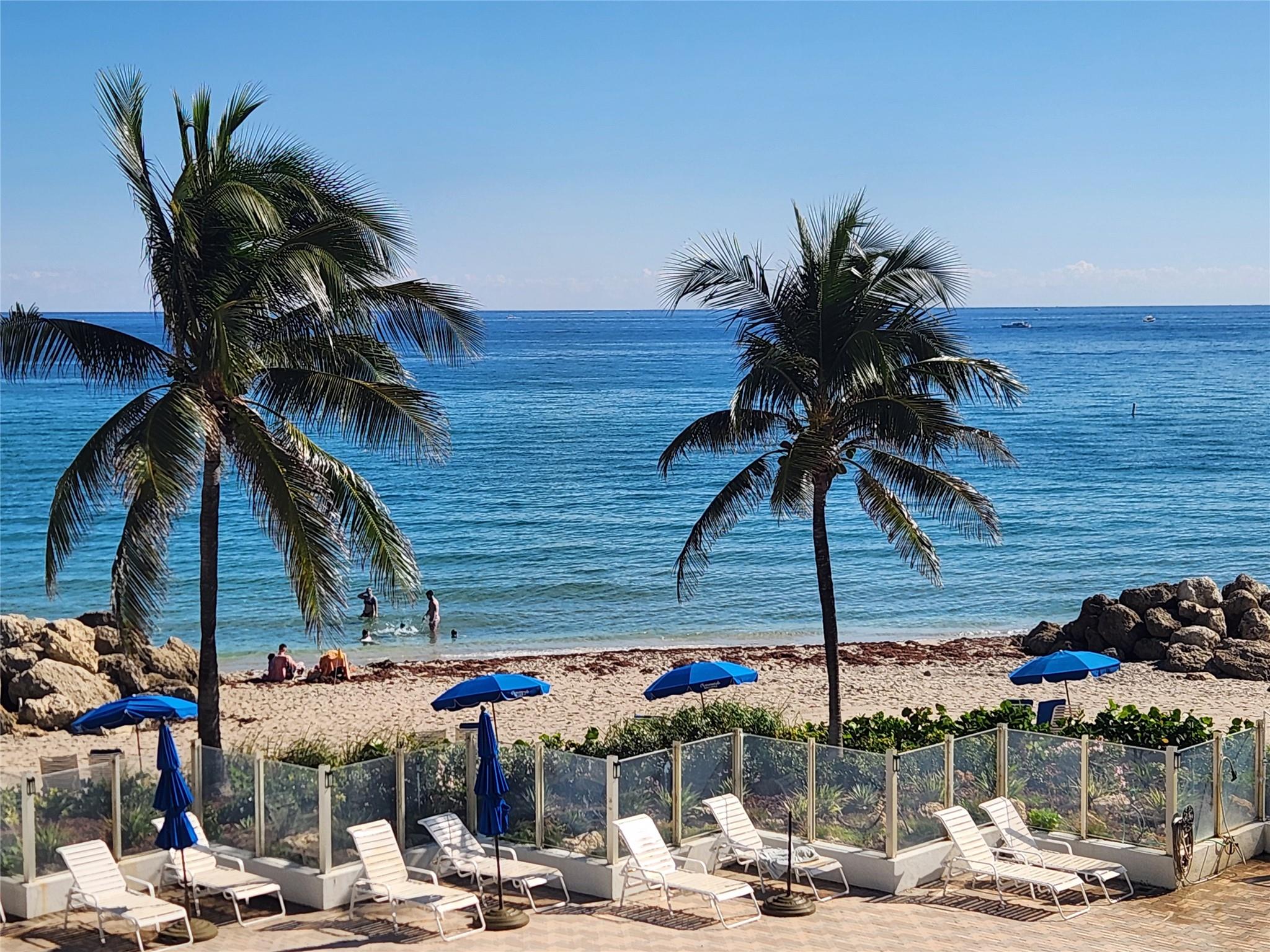 COVE BEACH CLUB - Residential