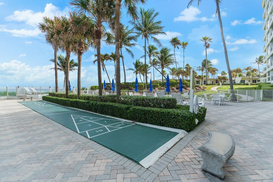 COVE BEACH CLUB - Residential