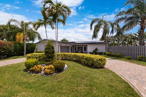 Tiny photo for 1483 NE 53rd Court, Fort Lauderdale, FL 33334 (MLS # B26045169)