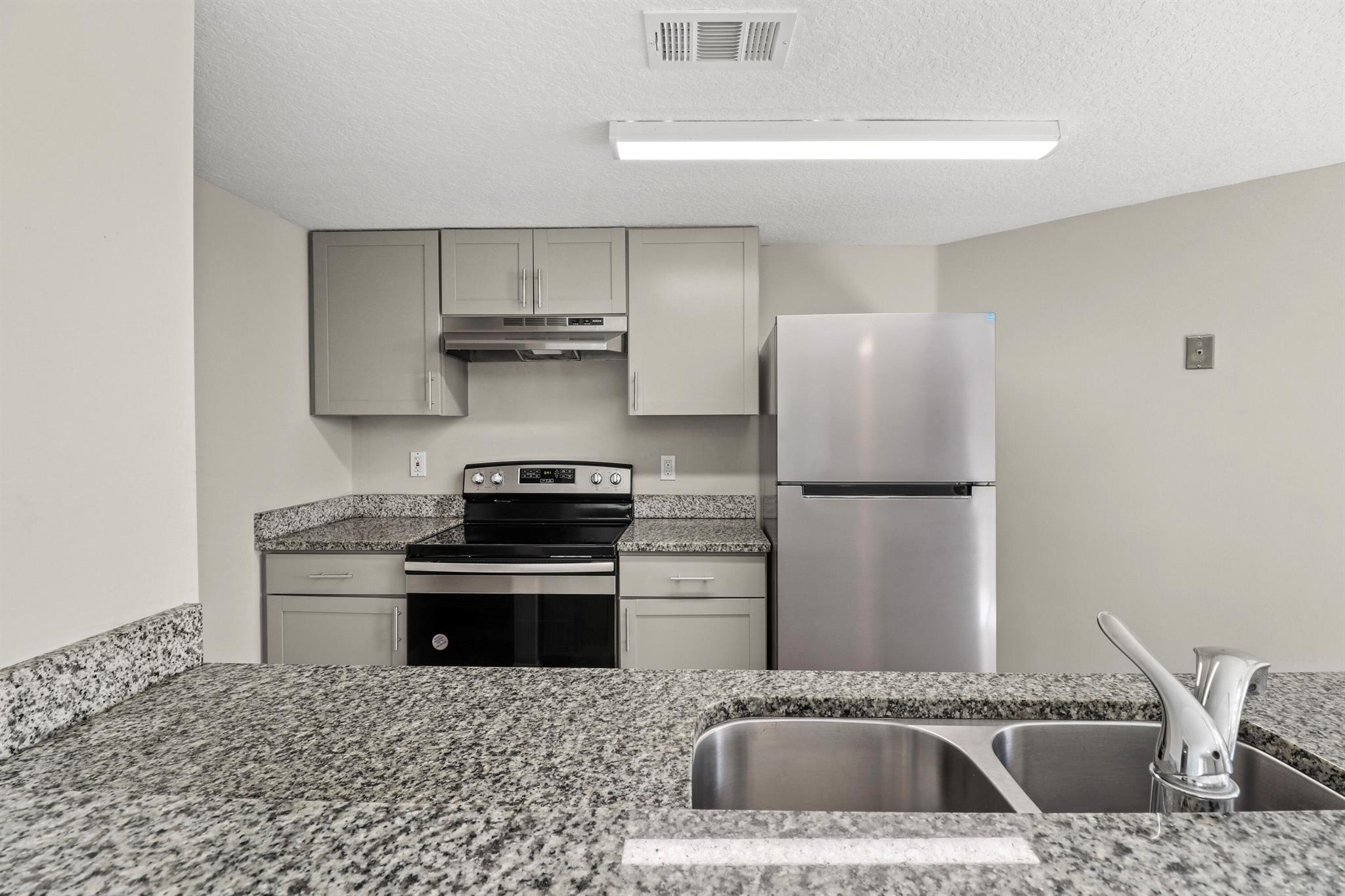 METES AND BOUNDS - Residential Lease