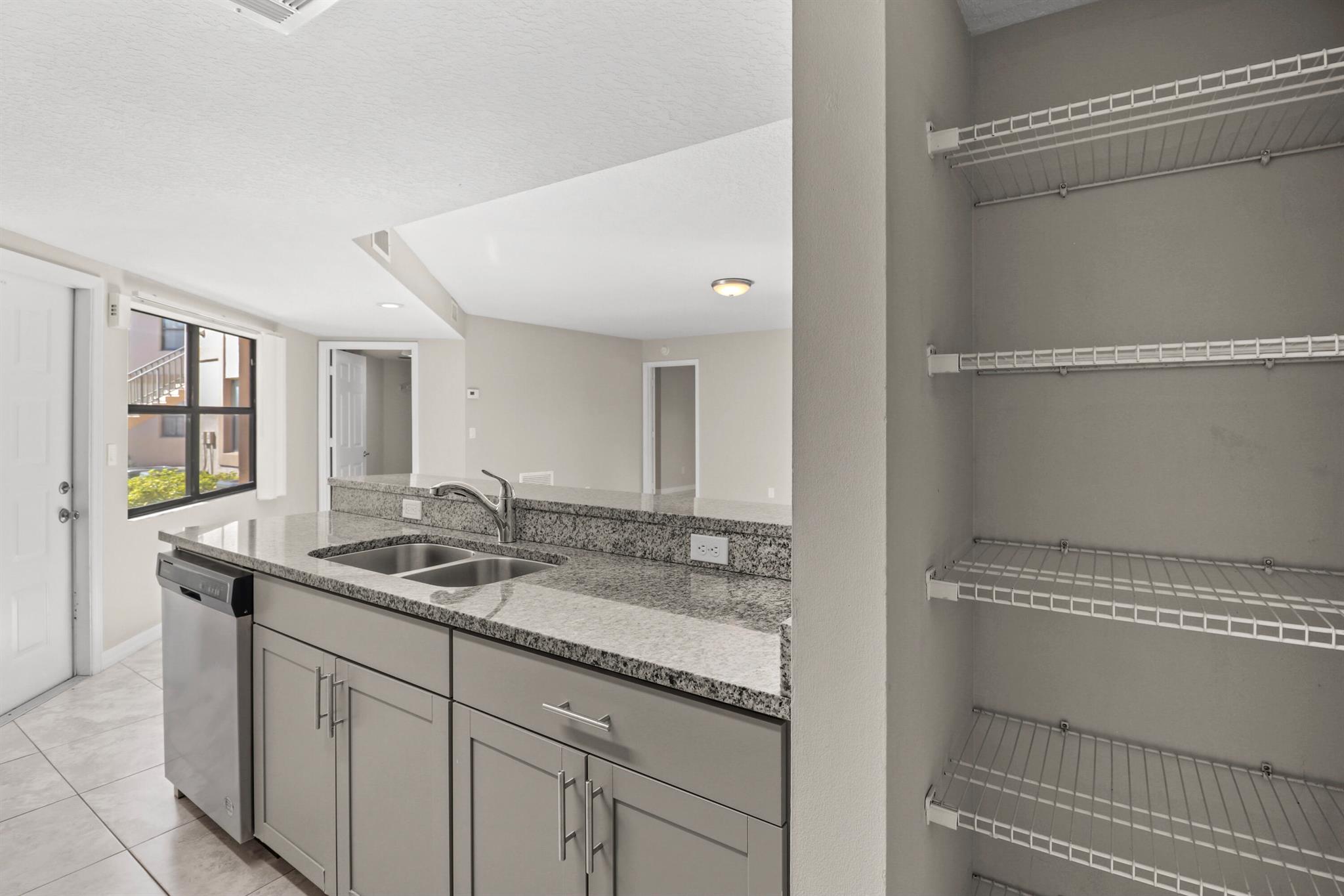 METES AND BOUNDS - Residential Lease