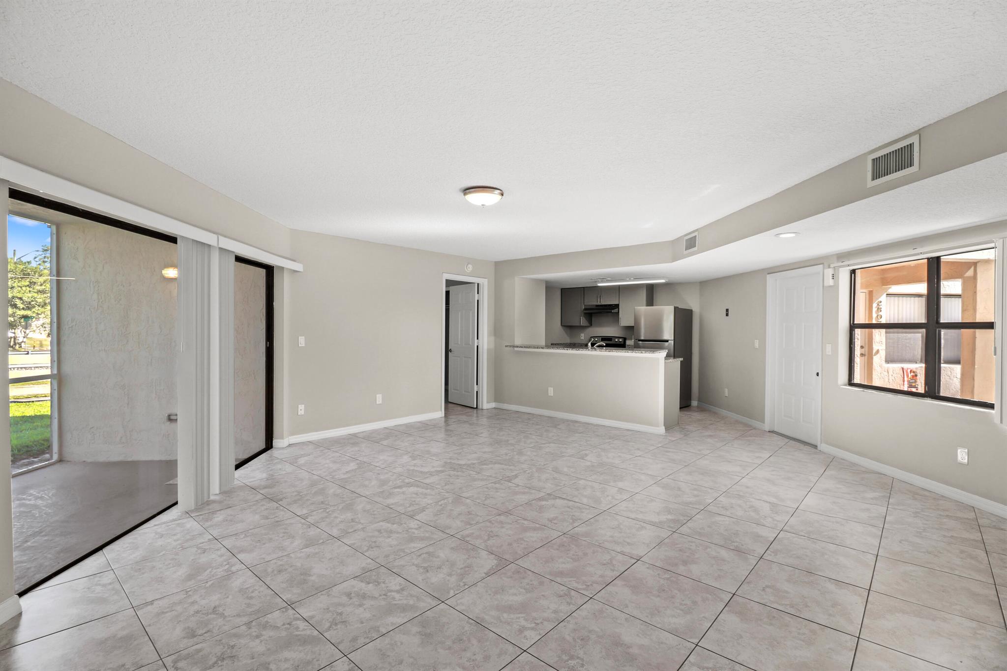 METES AND BOUNDS - Residential Lease