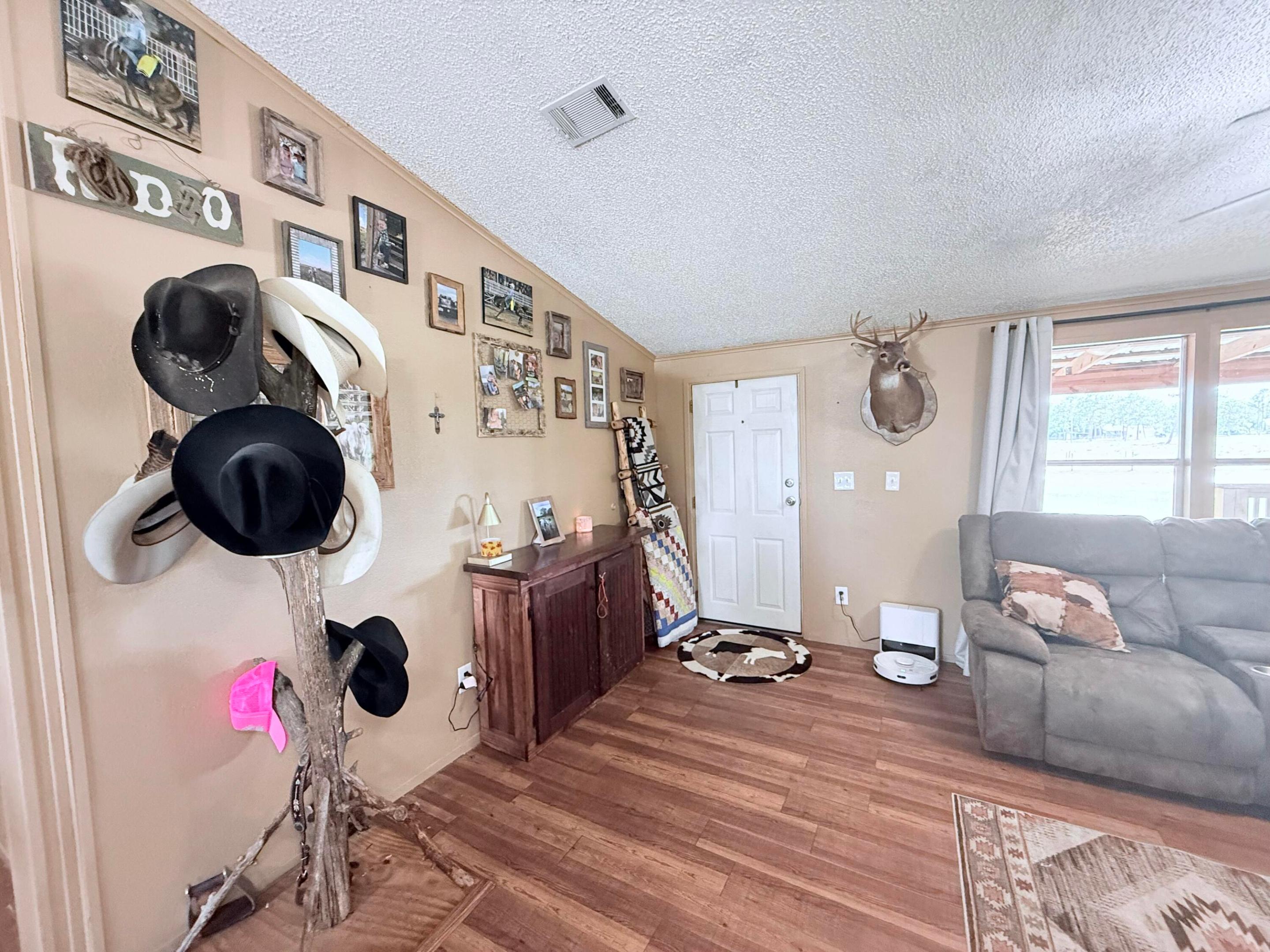 ARROW B RANCH - Residential