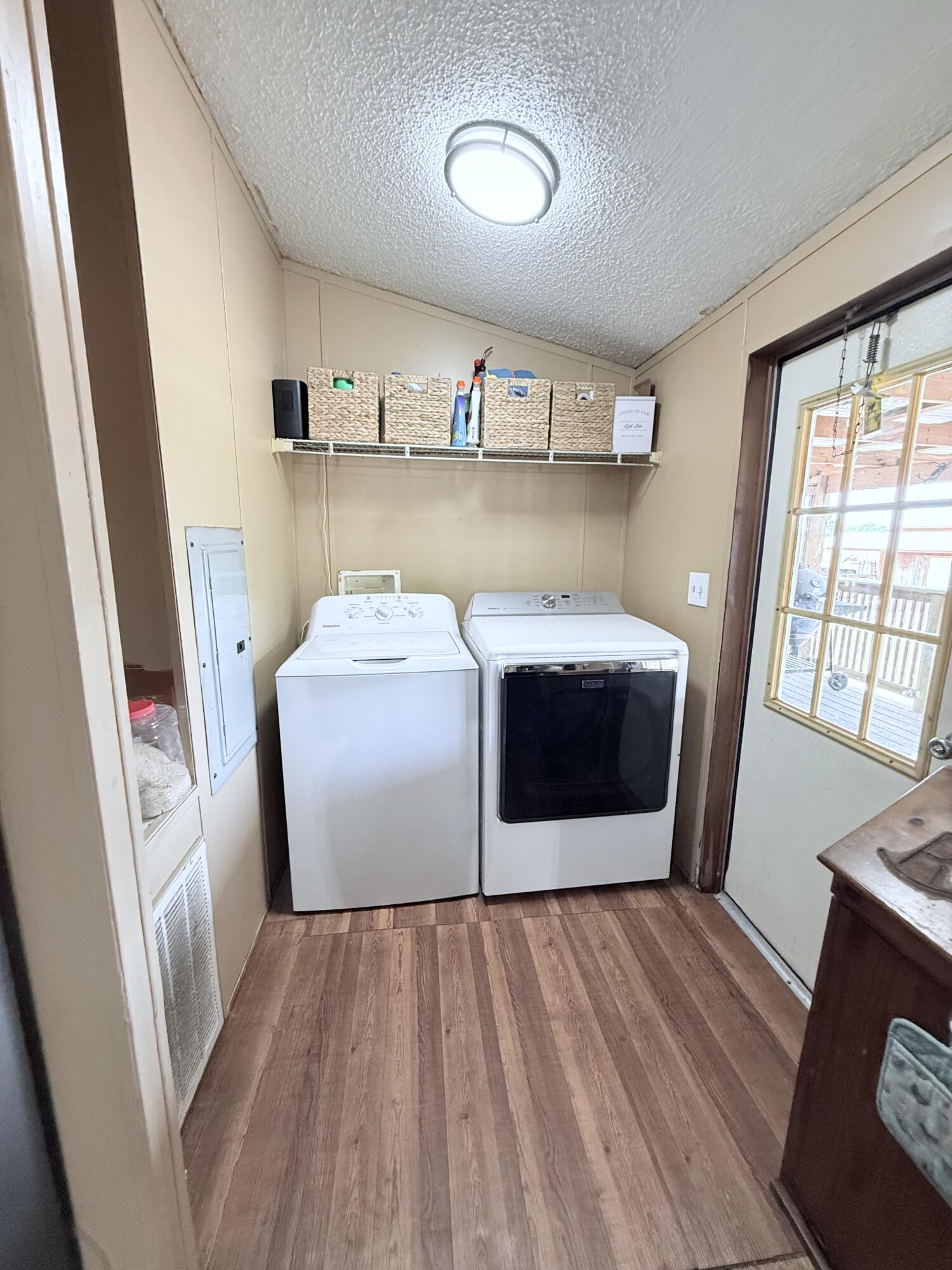 ARROW B RANCH - Residential