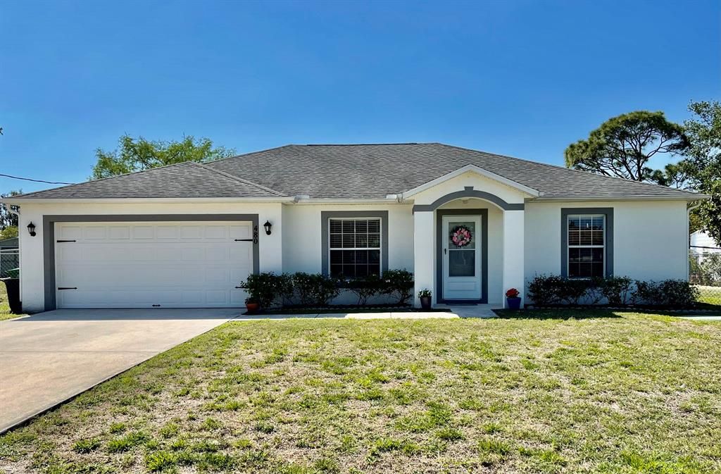 Photo of 480 SW Dorchester Street St, Port St Lucie, FL 34983 (MLS # R10787985)