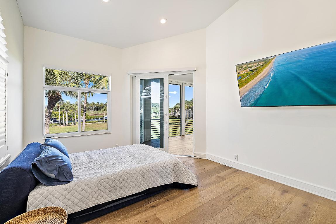 Admirals Cove - Residential