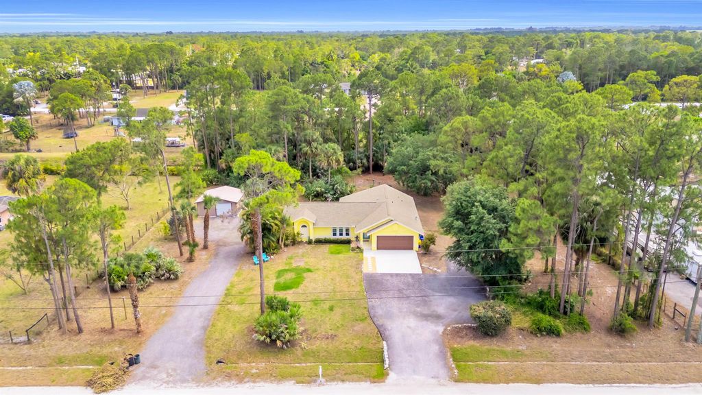 Photo of 17608 83rd Place N, Westlake, FL 33470 (MLS # R11084902)