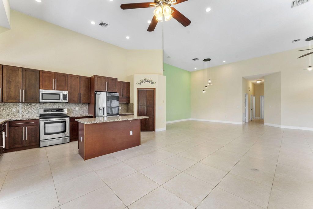 Photo of 7793 Highlands Cir, Margate, FL 33063 (MLS # R11133587)