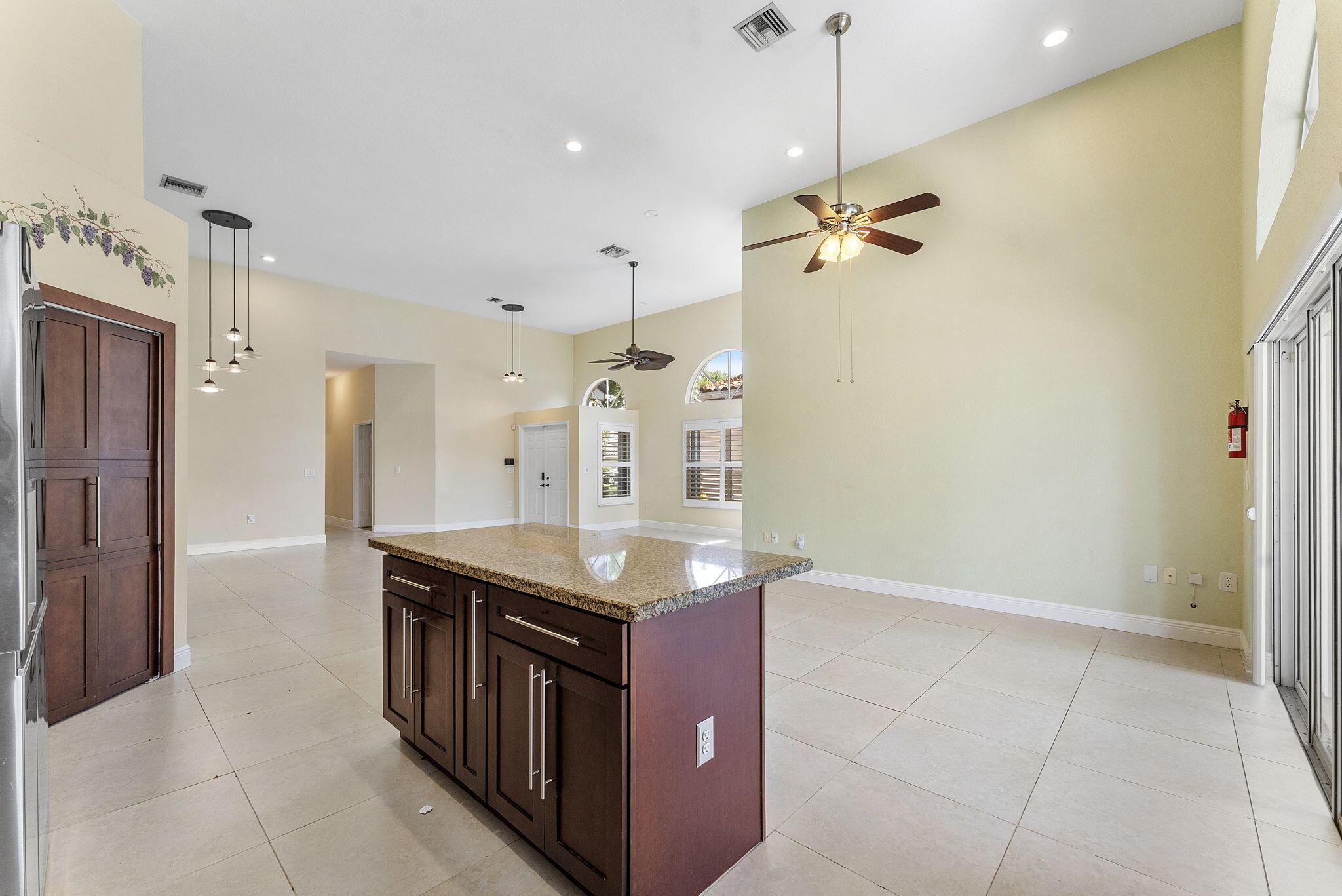 HOLIDAY SPRINGS VILLAGE S - Residential