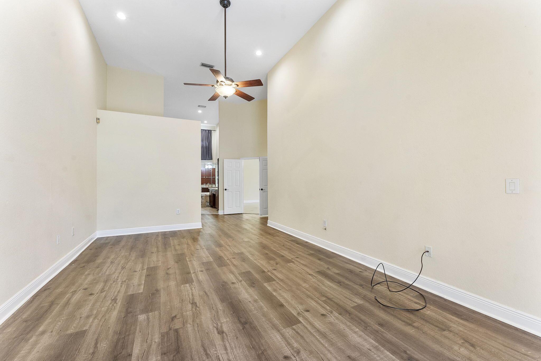 HOLIDAY SPRINGS VILLAGE S - Residential