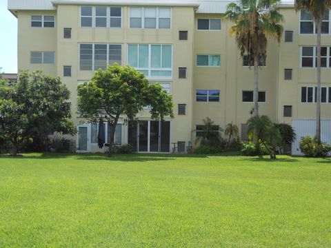 2515 NE 1st Court 117 Boynton Beach FL 33435