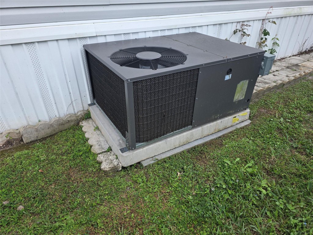 Ancient Oaks RV Residence - Residential