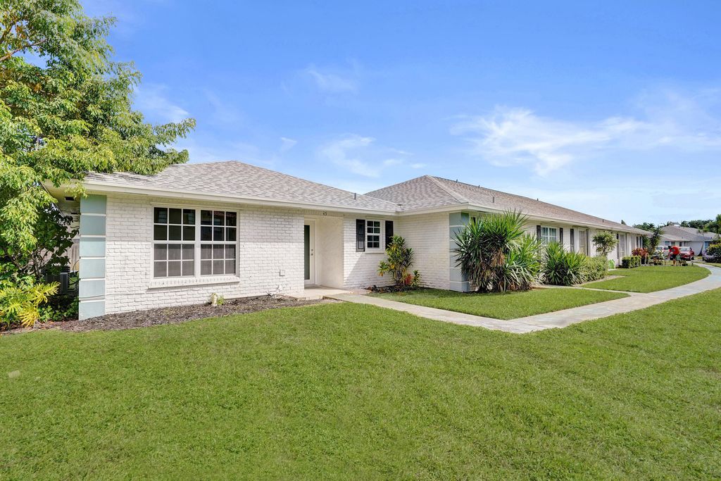 Photo of 2520 SW 14th Court #45, Boynton Beach, FL 33426 (MLS # R11167356)