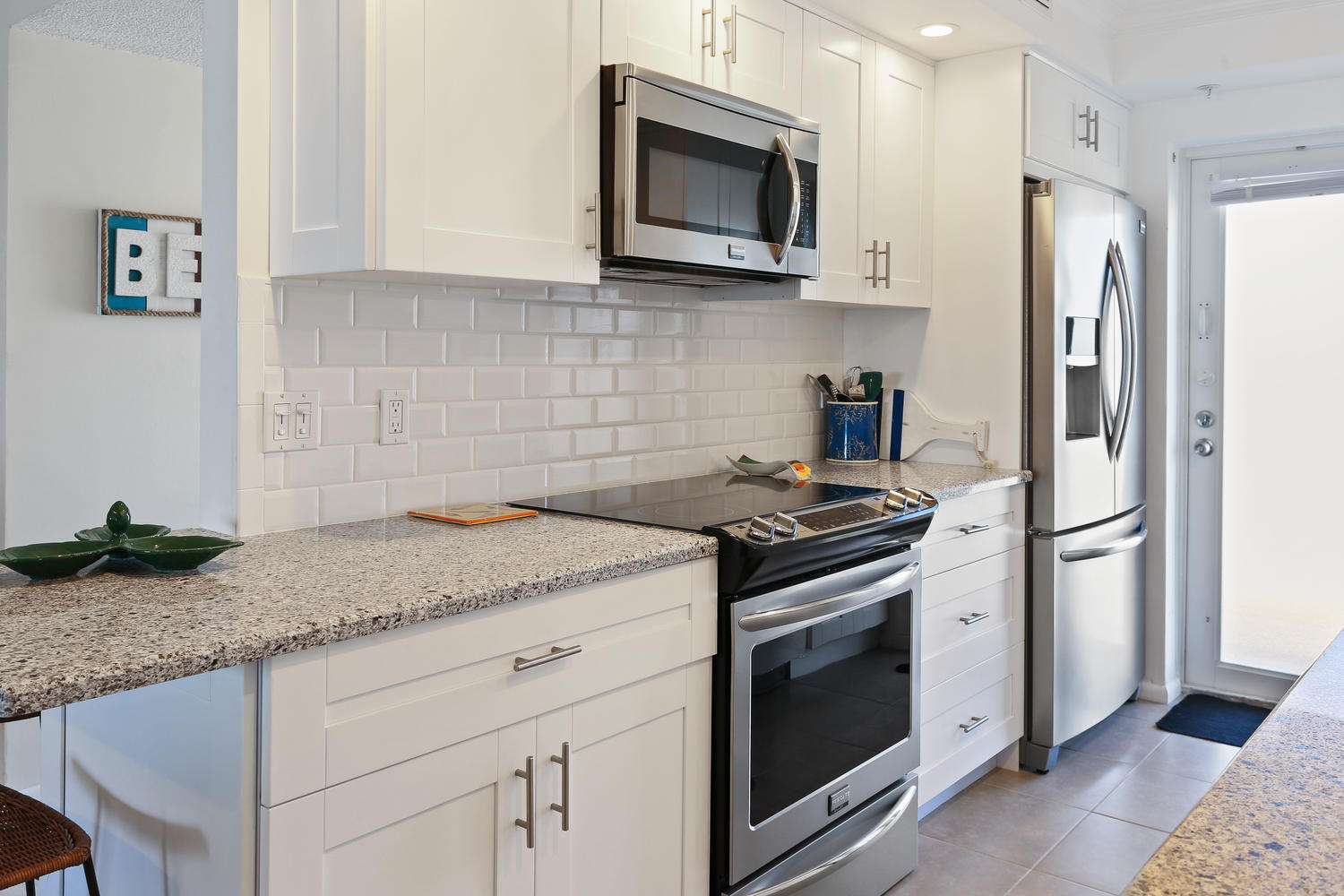 PENTHOUSE TOWERS CONDO - Residential