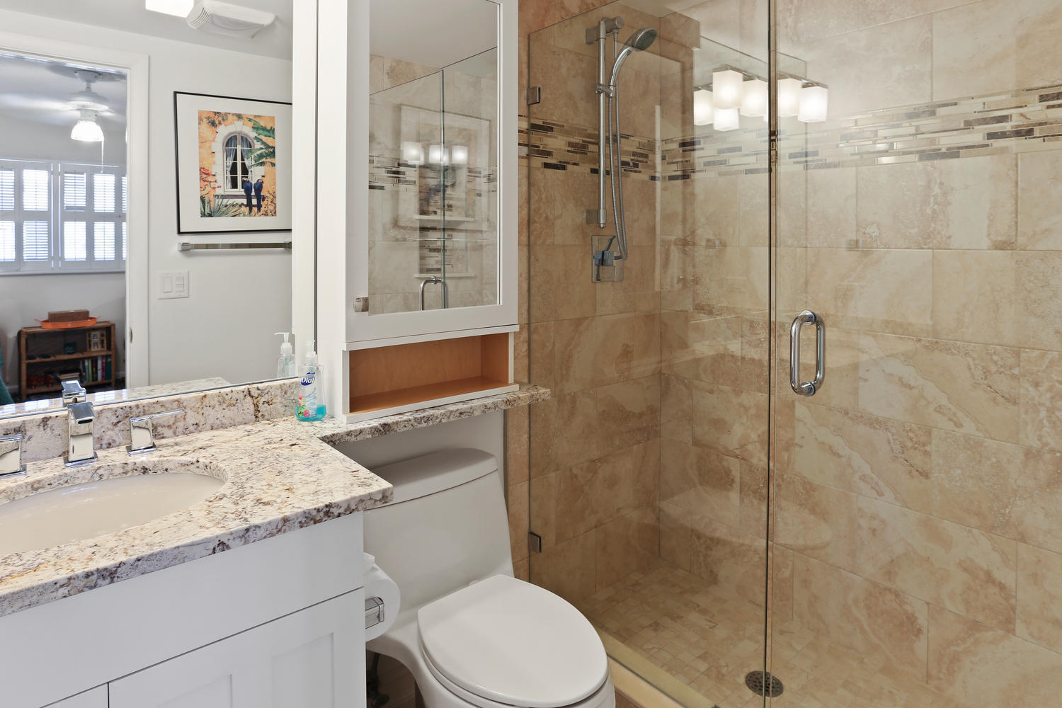 PENTHOUSE TOWERS CONDO - Residential