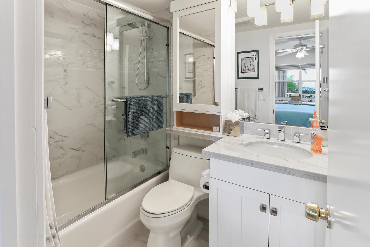 PENTHOUSE TOWERS CONDO - Residential