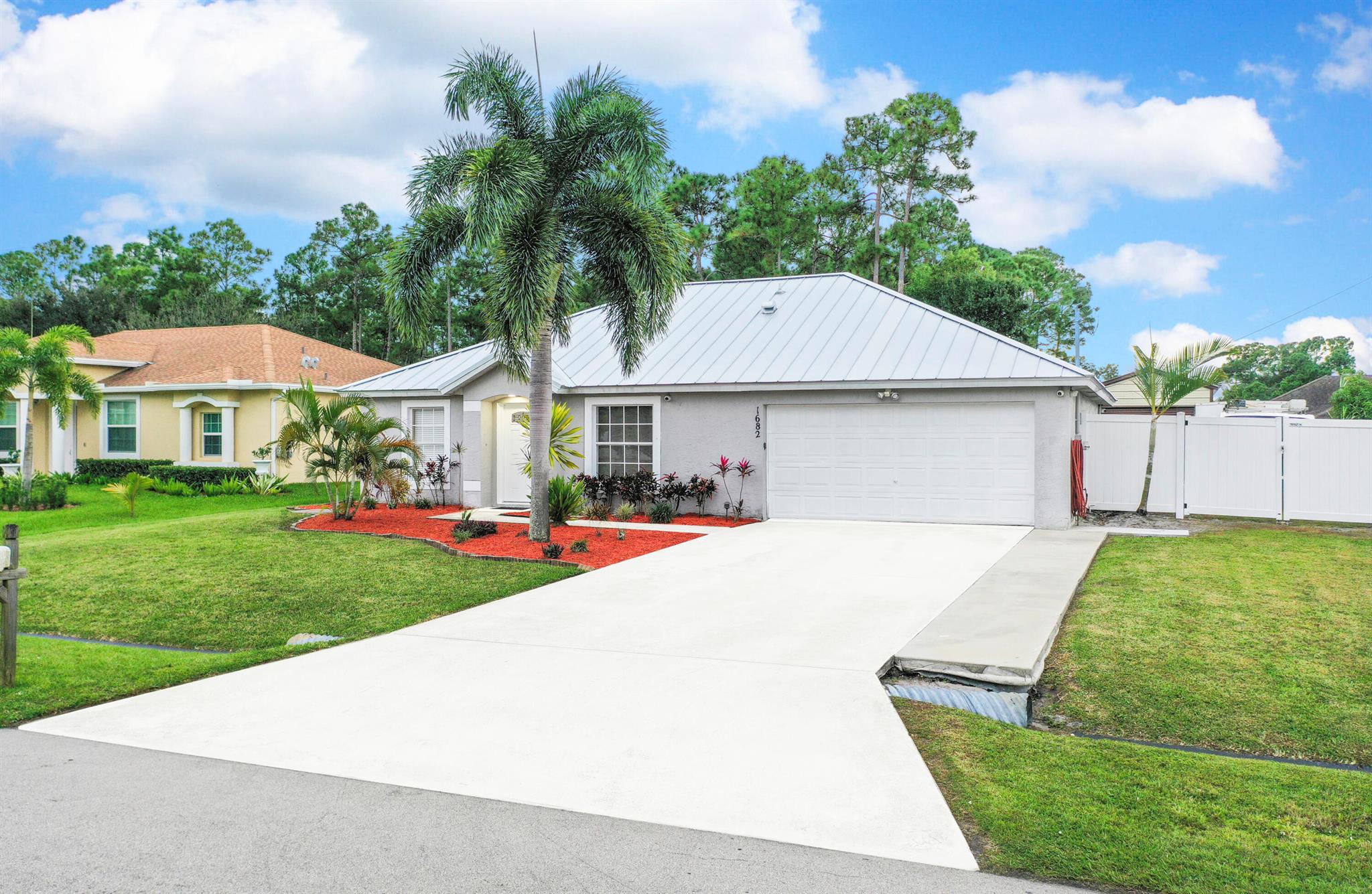 PORT ST LUCIE SECTION 19 - Residential