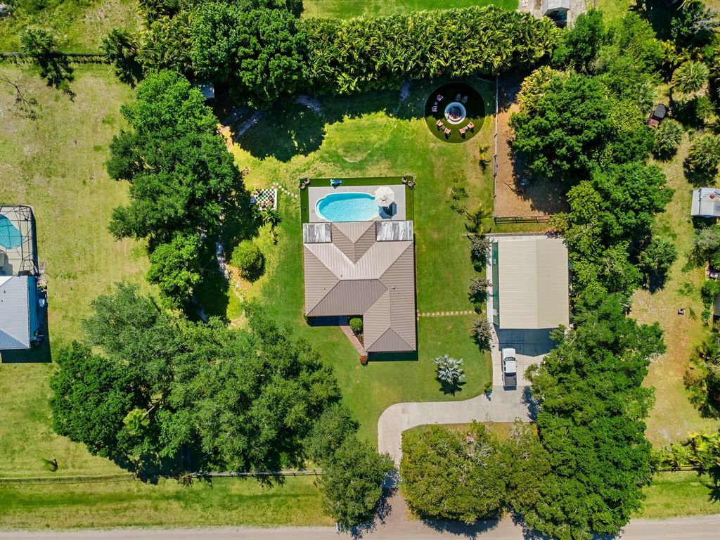 Photo of 16629 74th Avenue N, Palm Beach Gardens, FL 33418 (MLS # R11082922)