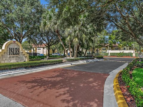 Tiny photo for 731 Vista Isles Drive #1521, Sunrise, FL 33325 (MLS # B26044181)