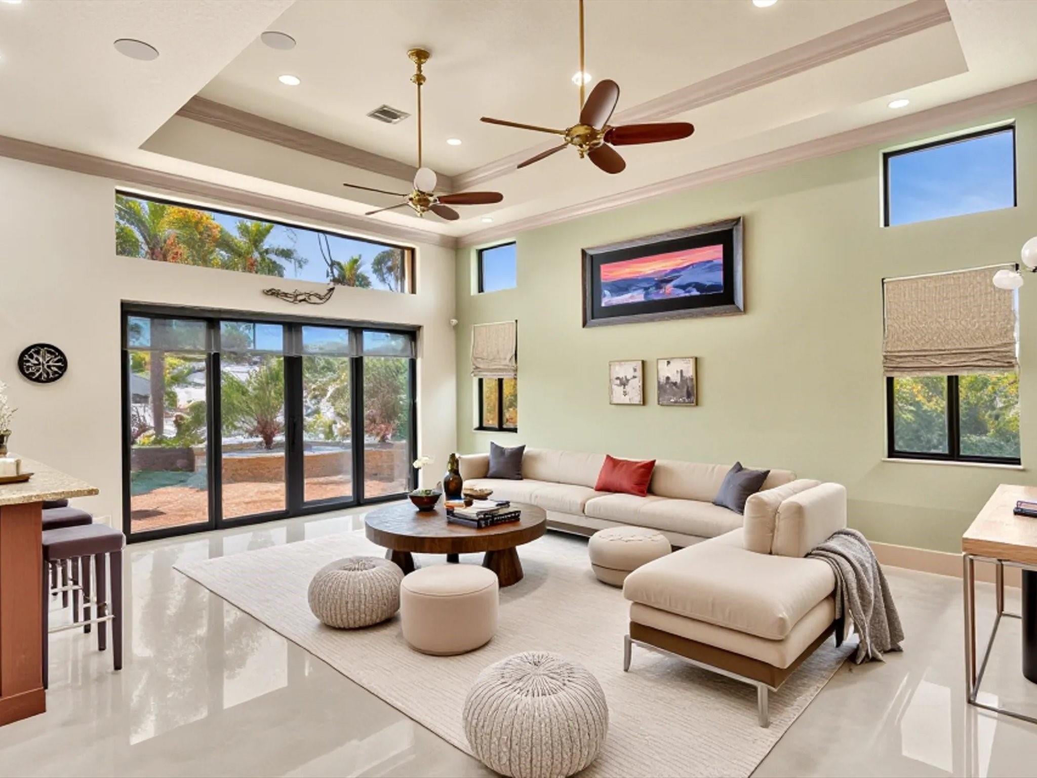SANTA BARBARA SHORES - Residential