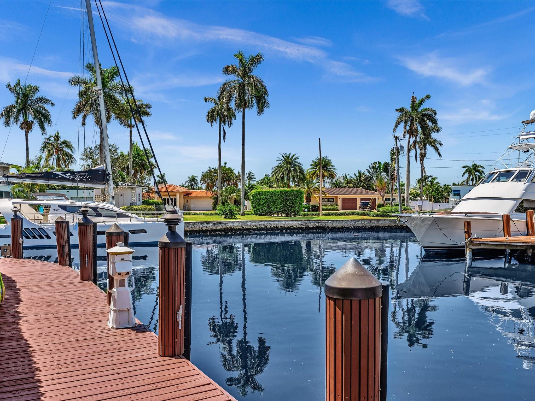 SANTA BARBARA SHORES - Residential
