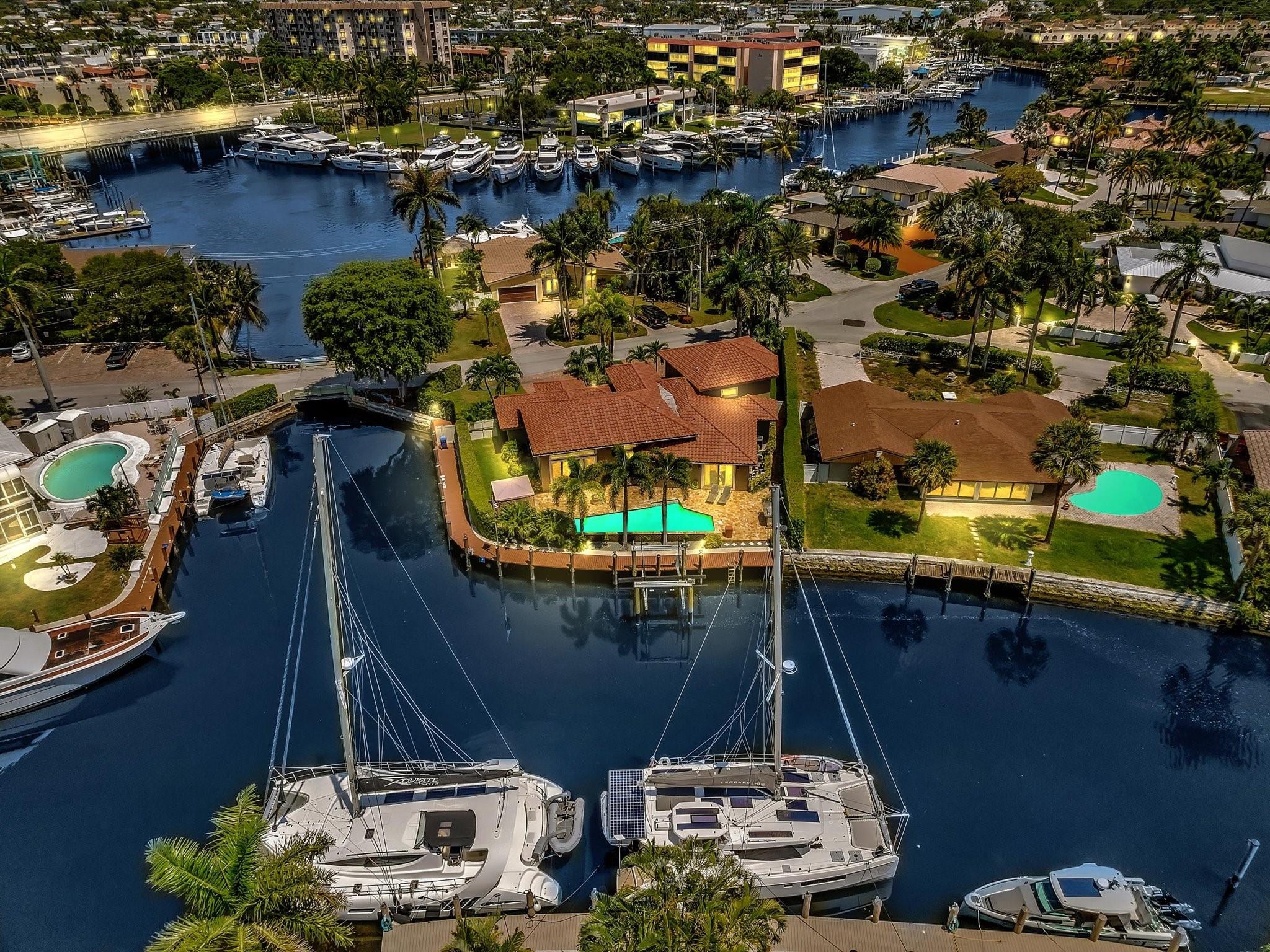 SANTA BARBARA SHORES - Residential