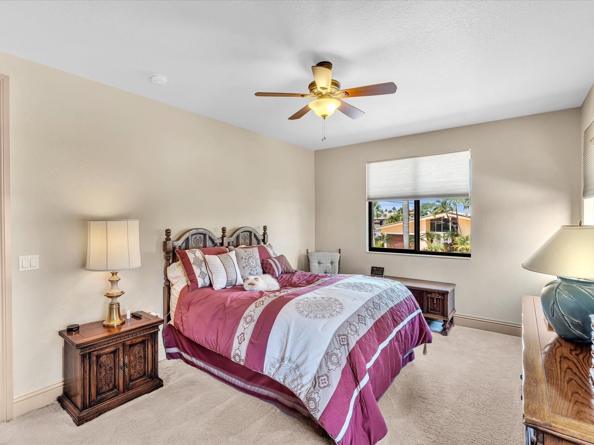 SANTA BARBARA SHORES - Residential