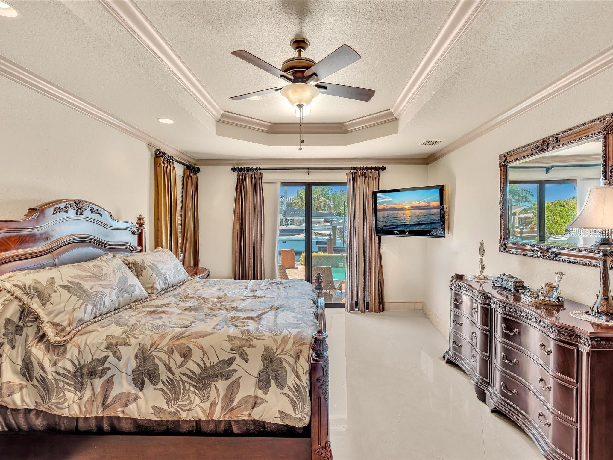 SANTA BARBARA SHORES - Residential